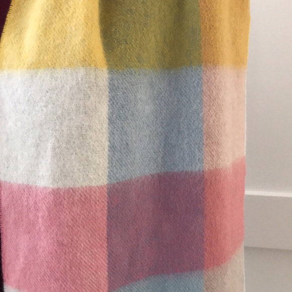 NWT Made in Scotland 100% Lambswool Scarf - Picture 5 of 7